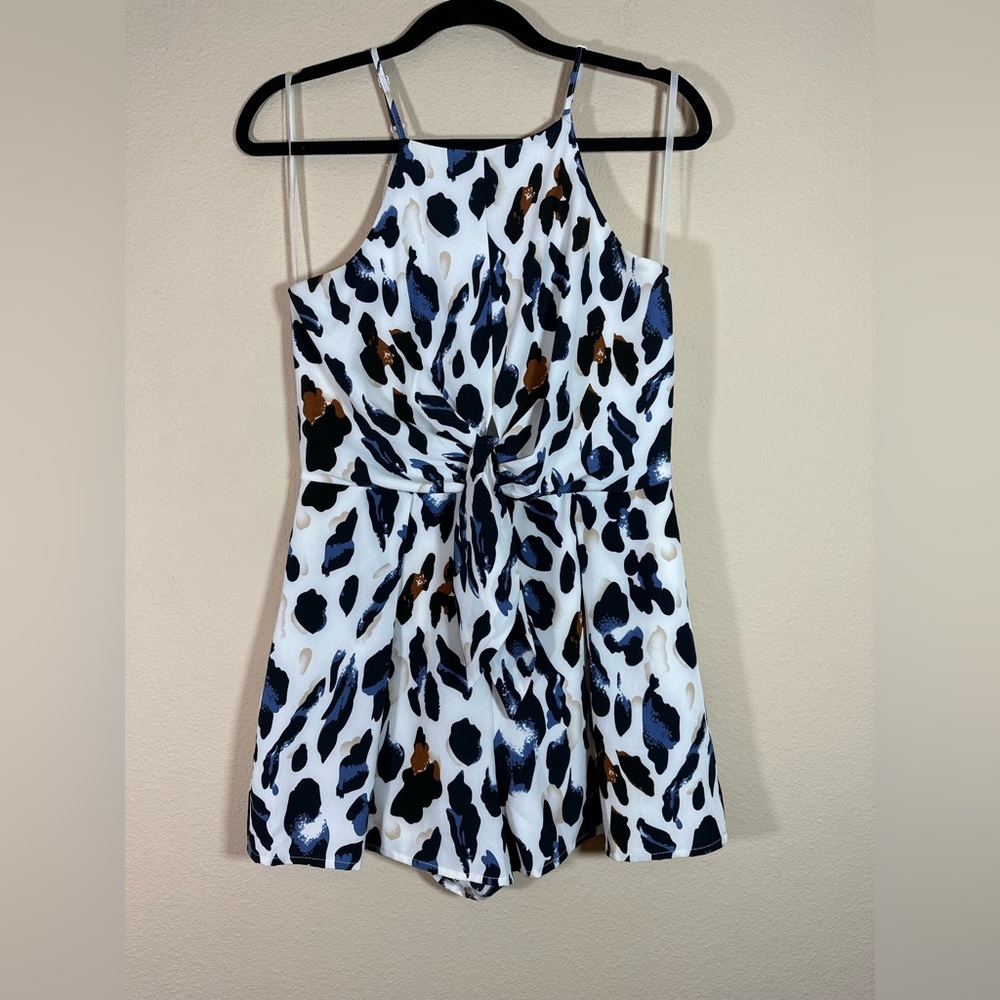 She + Sky Romper Size M